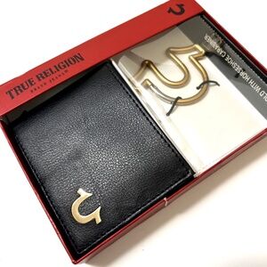 True Religion Bifold Wallet w/ Horseshoe Carabiner Gift Set Black New in Box